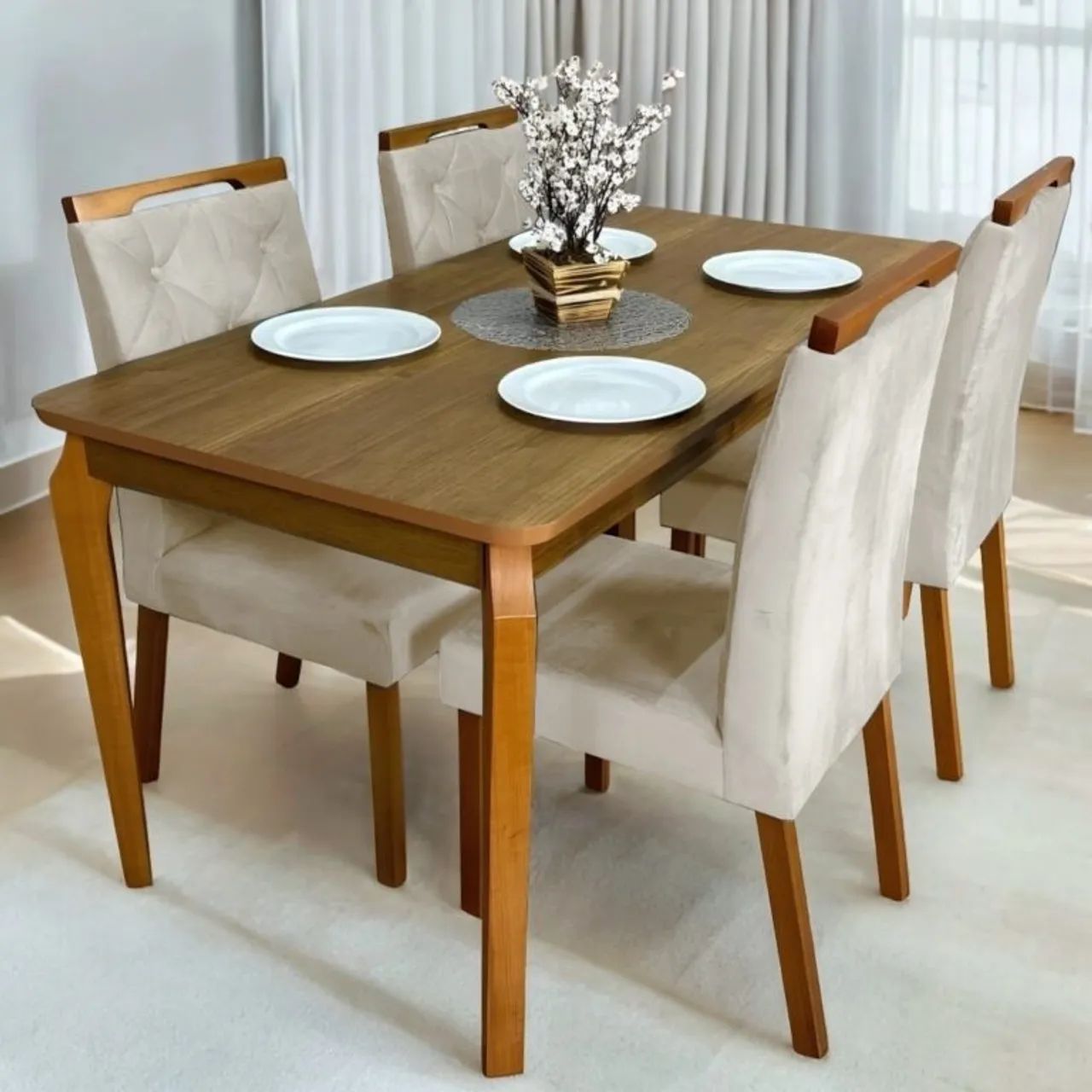 Mesa de Jantar Moderna 4 Cadeiras Dorah tt76