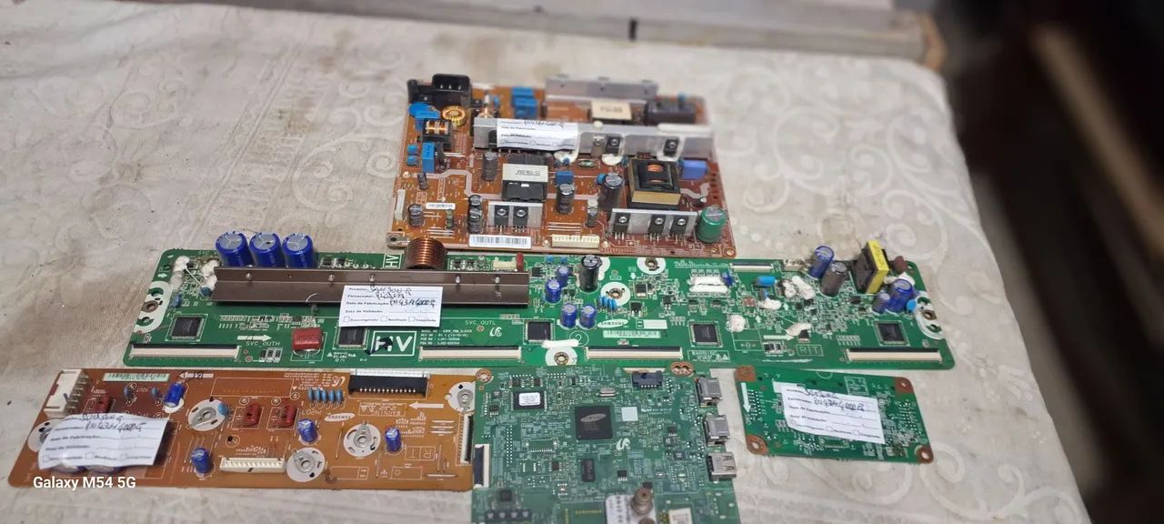 Peças para TV LCD/LED - Samsung - pn43h4004g. Todas placas  tv com tela quebrada - Foto 3