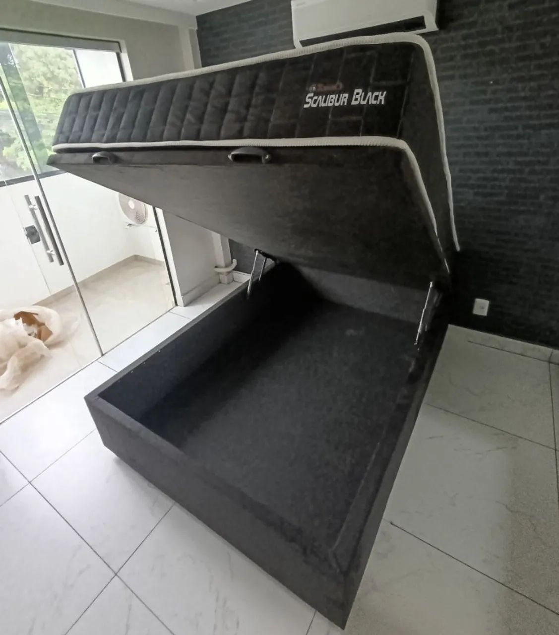 Cama box com baú top Black 
