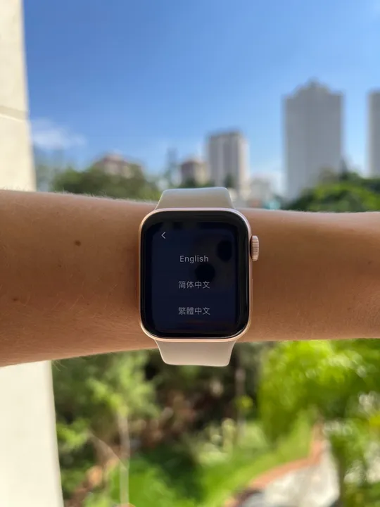apple watch series 5 40mm gold apple watch series 5 40mm gold