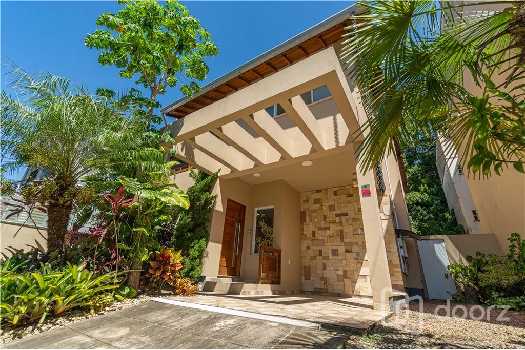 Imóvel na Luzitana com 2 dormitórios e 203.44m²