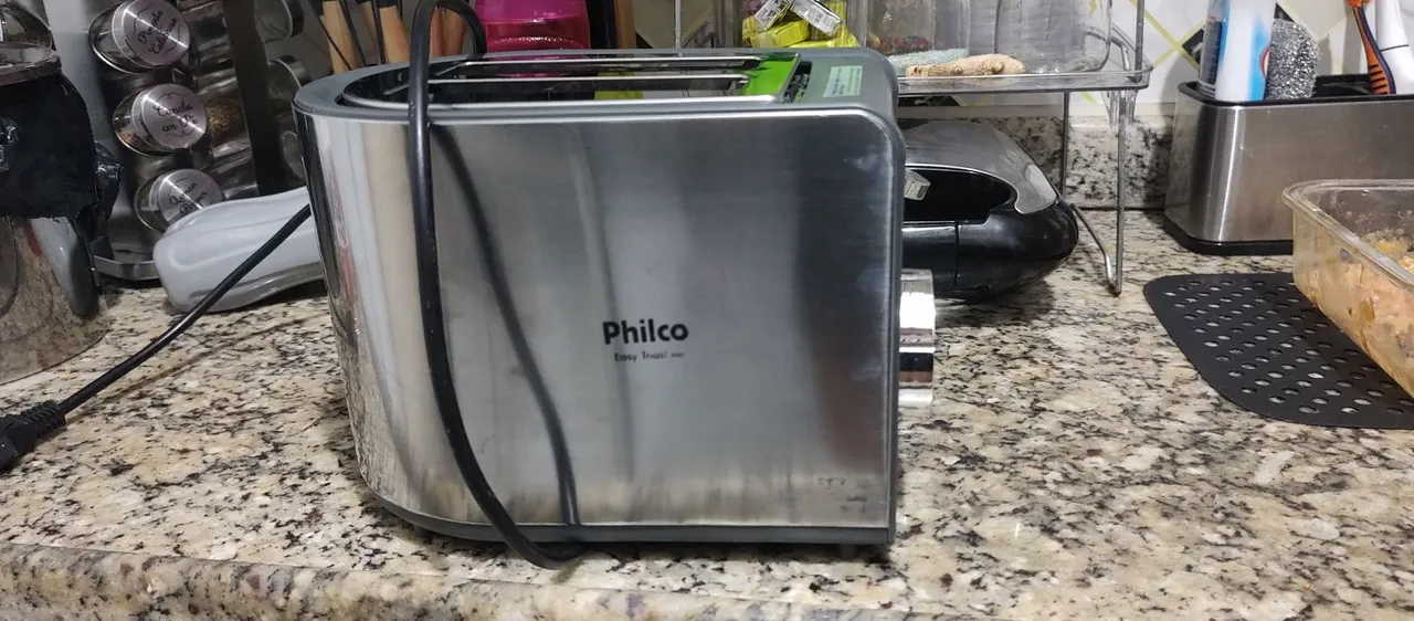 Torradeira Philco Easy Toast Inox