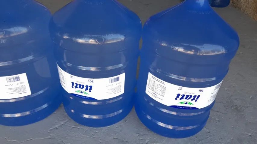 Bombonas Água Mineral 20 Litros vazias - Foto 2