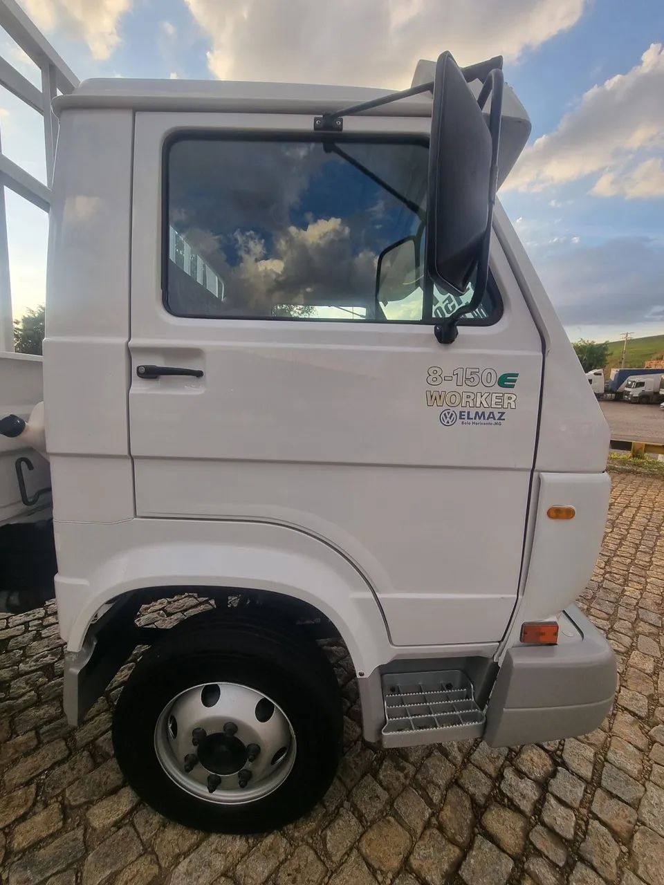 Caminhão 3/4 Worker 8-150 - Foto 5
