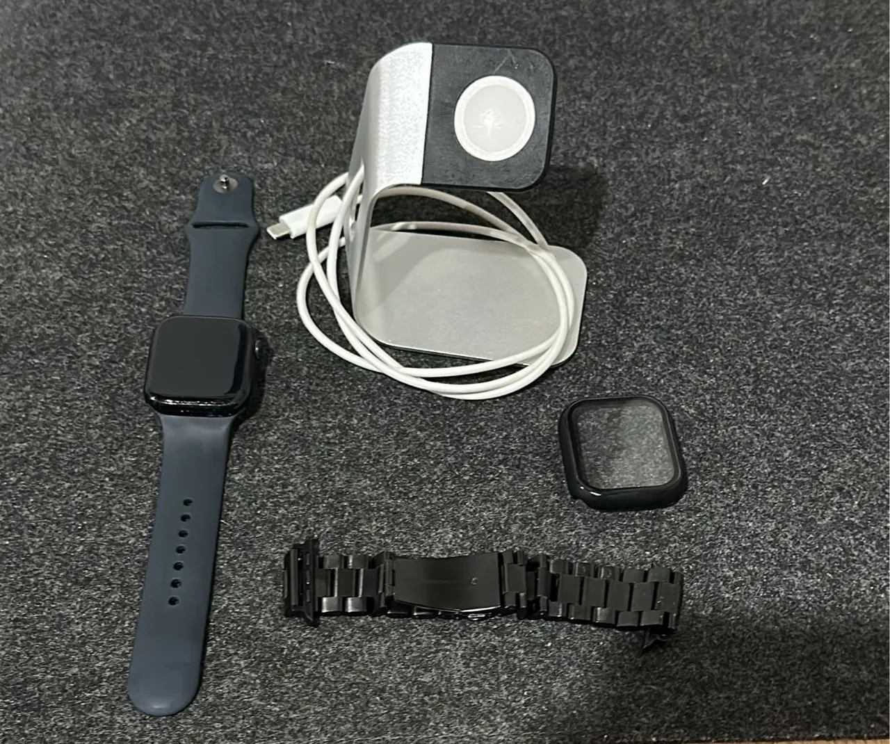 Apple Watch Series 7 - 45mm - Cor meia Noite