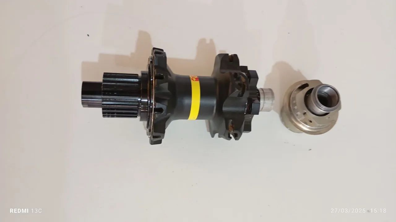 Cubo traseiro Mavic 12x142