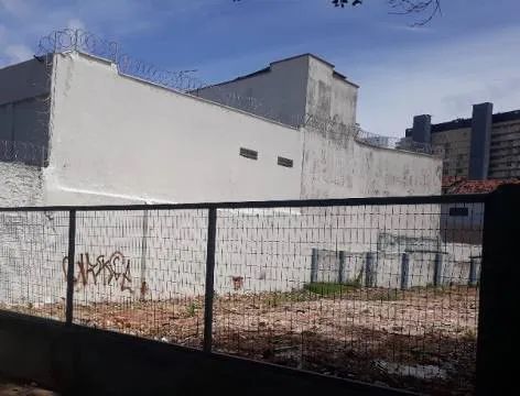 Terreno murado para aluguel com 455 metros quadrados em Petrópolis - Natal - RN - Foto 4