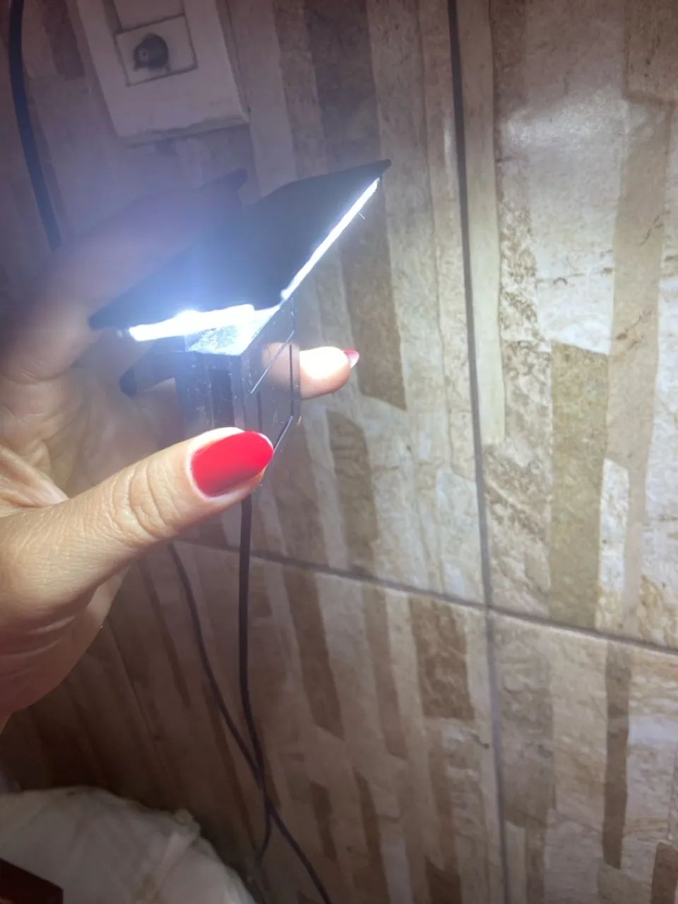 Vendo 2 aquários , bomba, filtro e luminária  - Foto 6