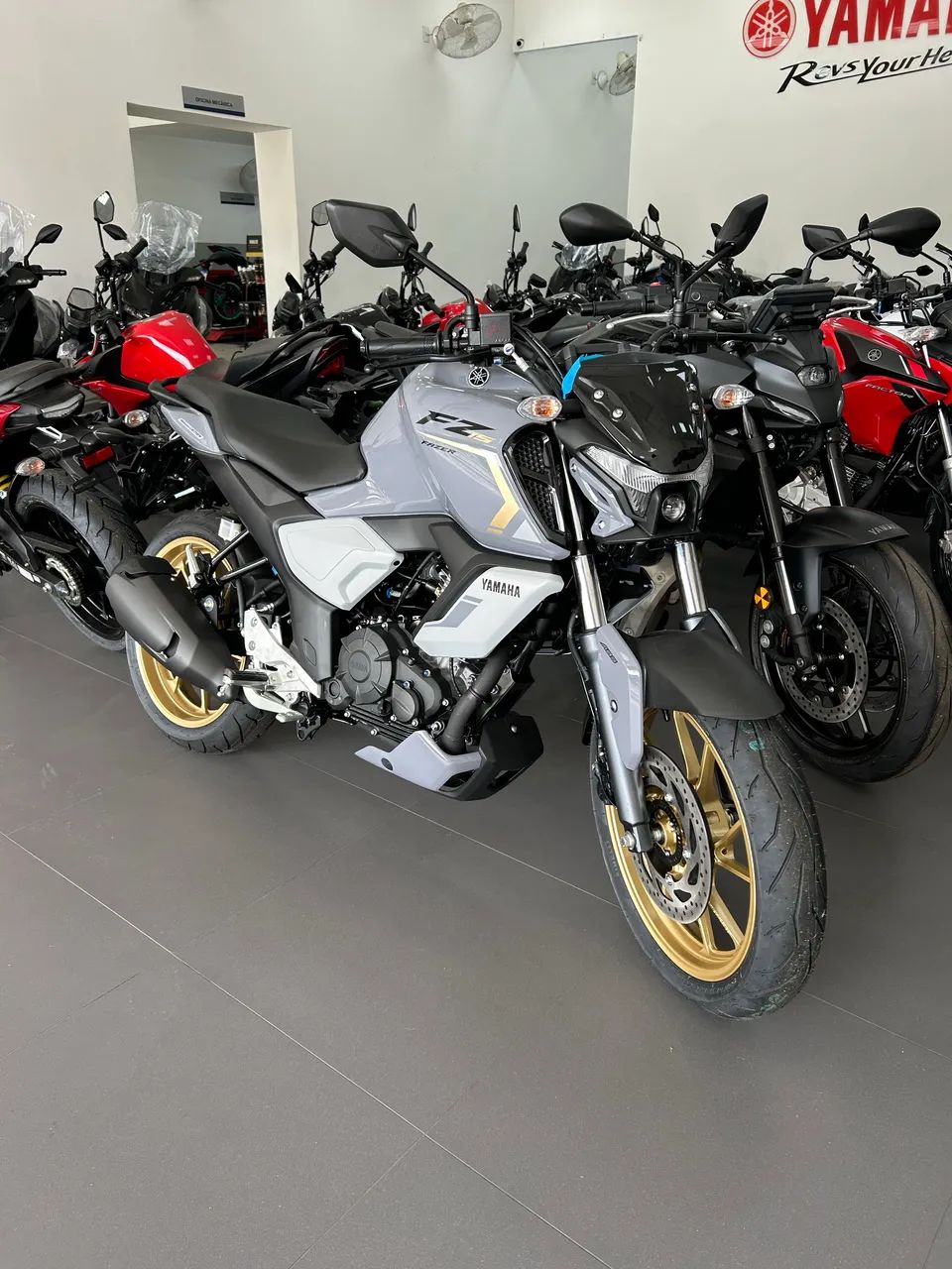 YAMAHA FZ15  - Foto 2