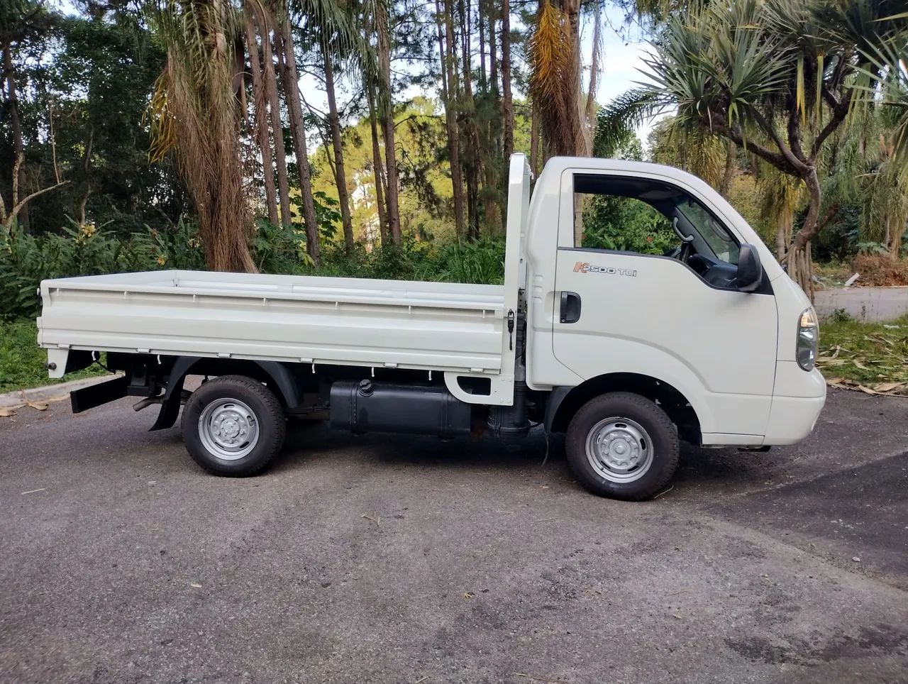 KIA BONGO 2500 K 2011 - Foto 4