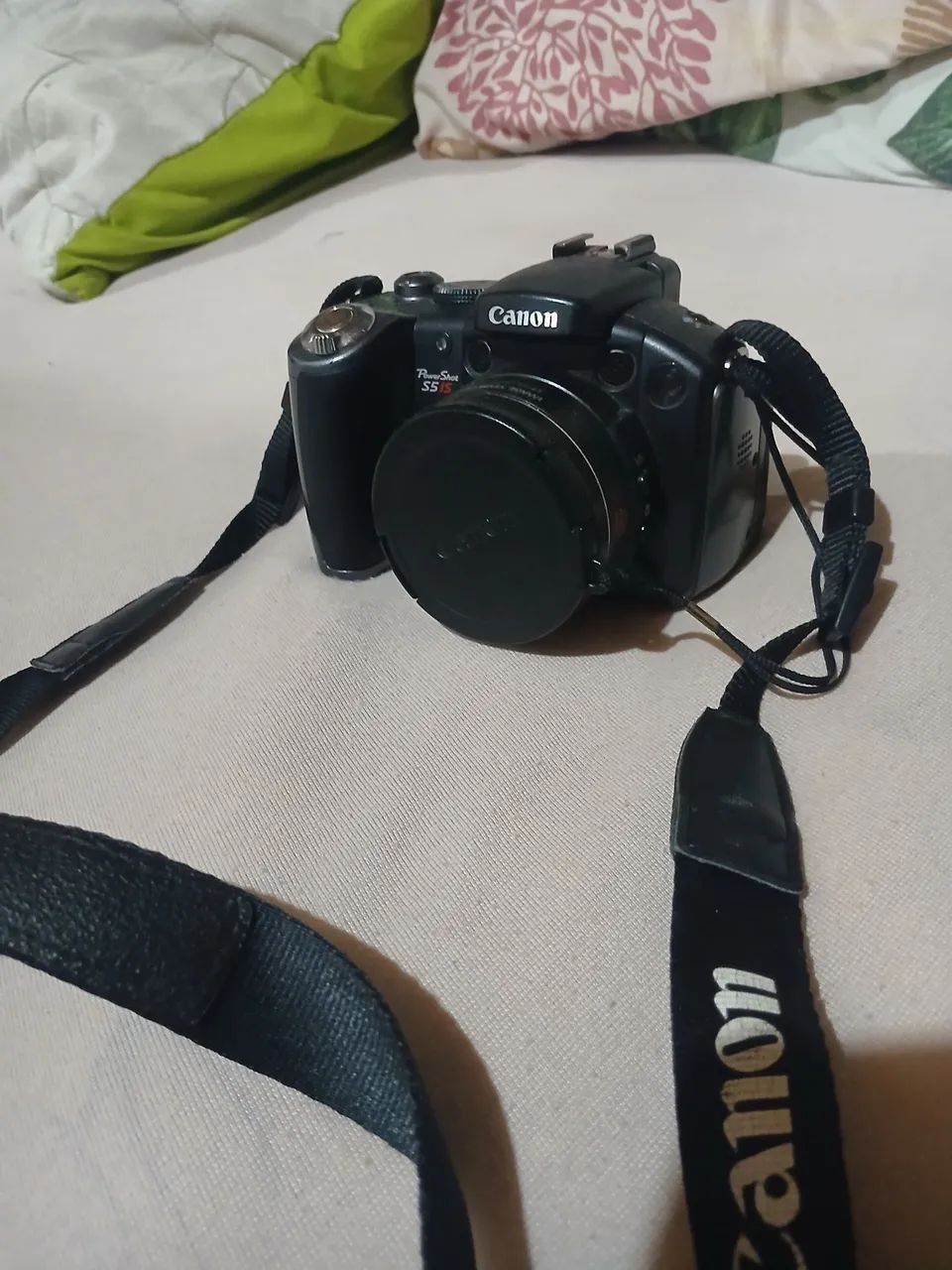 Câmera Canon s5 IS + cartão de memória de 32 gigas