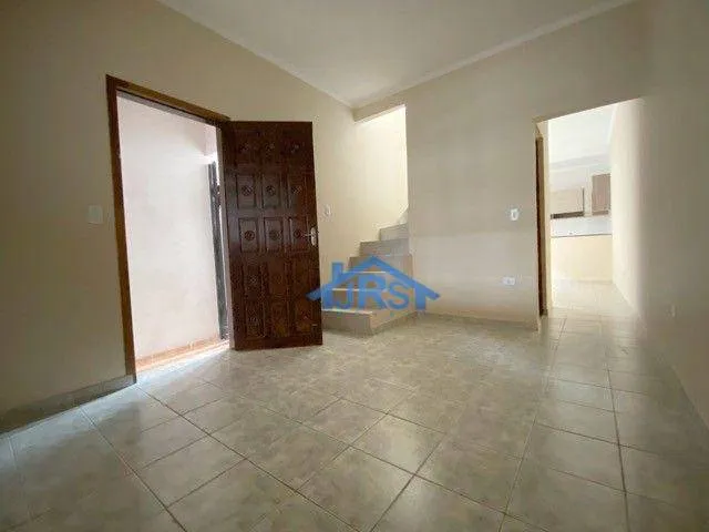 Sobrado com 3 dormitórios à venda, 220 m² por R$ 734.000,00 - Vila São Silvestre - Barueri