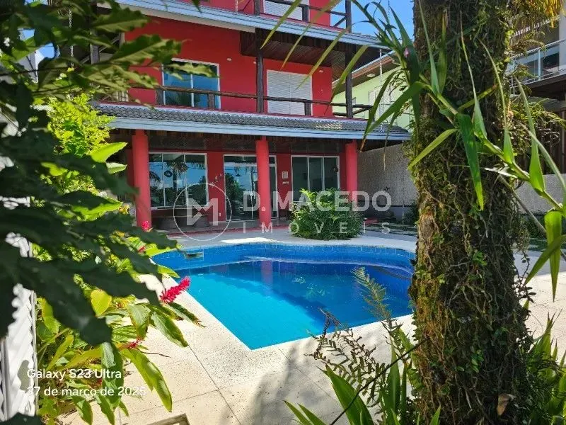Casa para alugar em Condominio Lagoinha de 363.00m² com 5 Quartos e 5 Suites