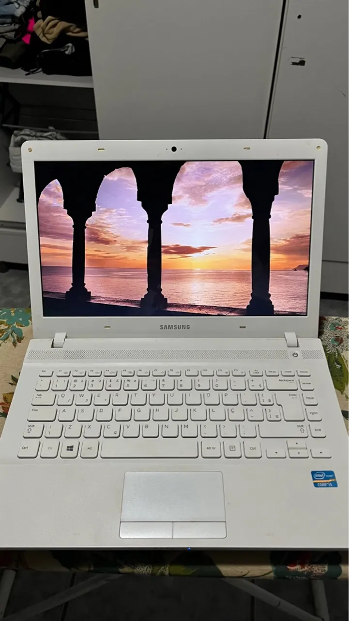 Notebook Samsung Intel Core i3