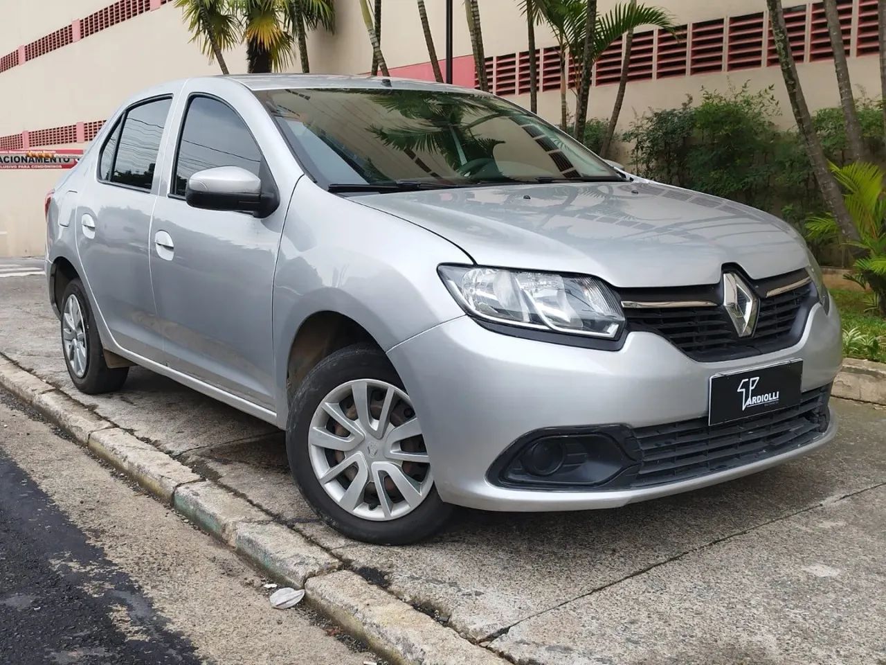 Renault Logan 2020 1.0 12v sce flex expression manual - Foto 3