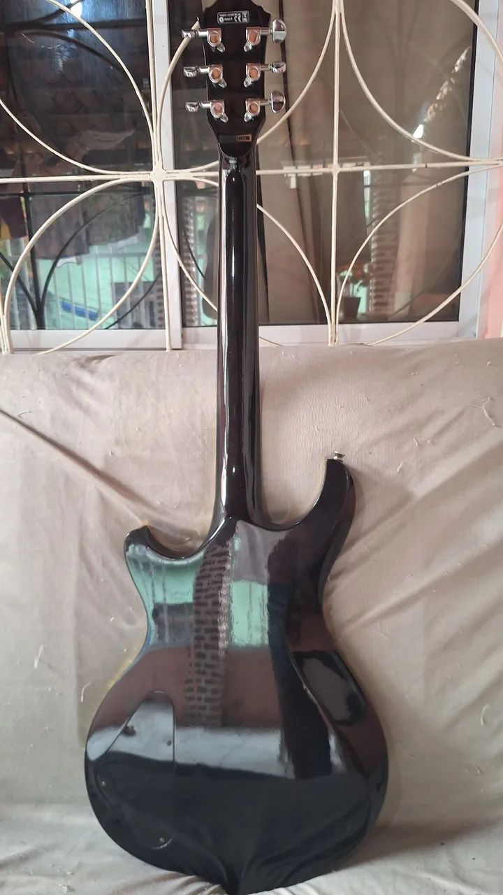 ibanez darkstone DN500 セットネック　ダブルカッタウェイ ibanez darkstone DN500 セットネック ダブルカッタウェイ ibanez