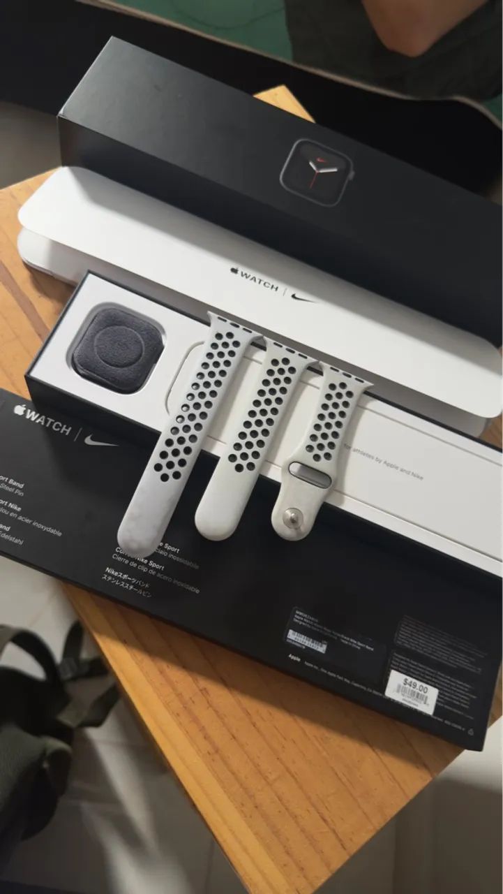 Apple Watch Nike Series 5 - 40mm - Foto 3