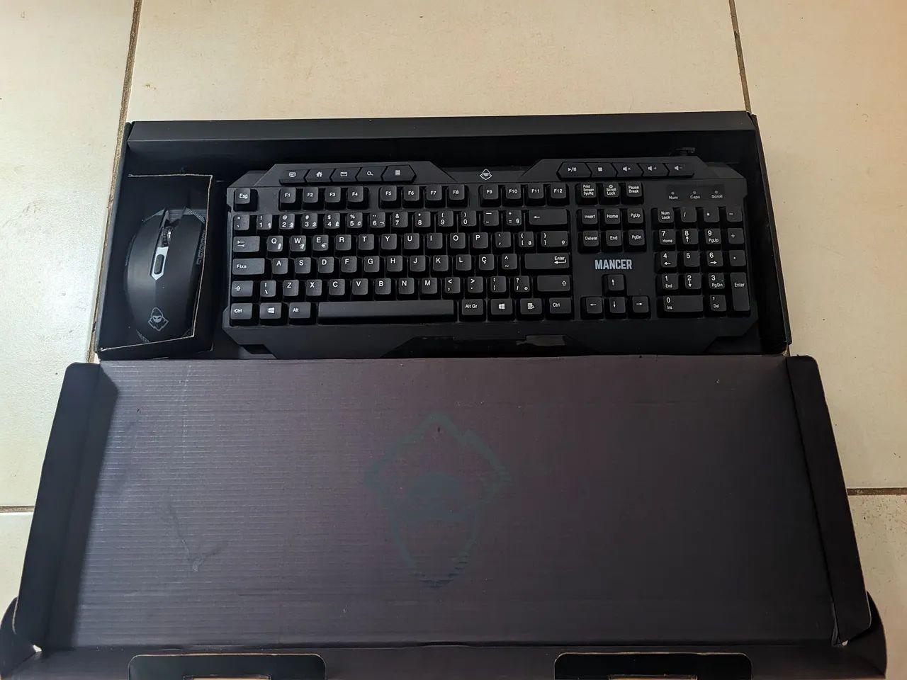 Teclado gamer + mouse - Foto 3