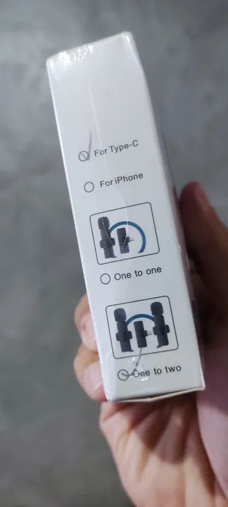 Microfone Lavalier Sem Fio (Dois Microfones) Lapela - Tipo C - Recarregável - Novo - Foto 2