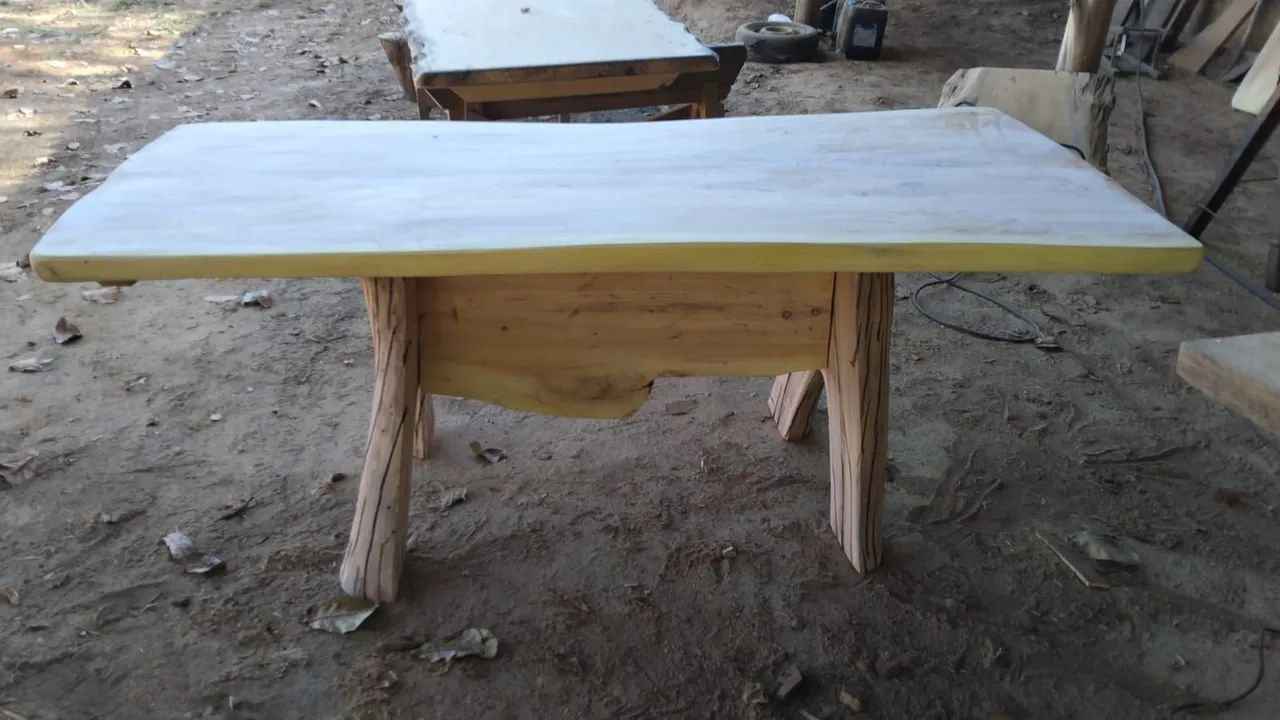 Mesa rústica 2 metros com os bancos $1,599. - Foto 4