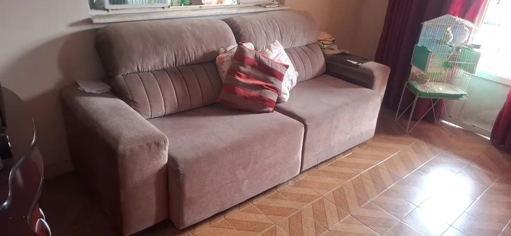Sofa Retratico - ótimo estado