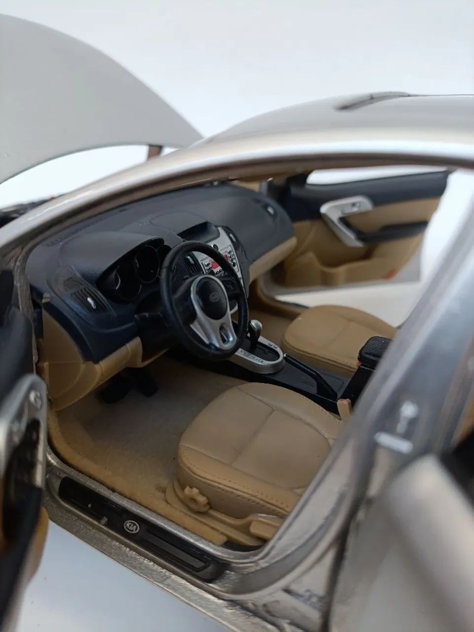 Miniatura Kia cerato 2012 1:18 - Foto 4