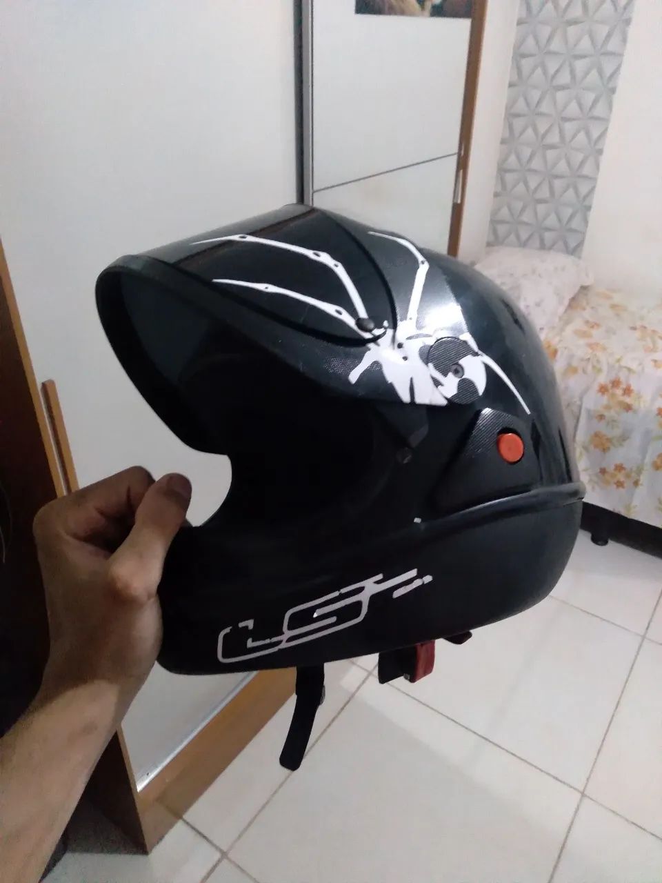 CAPACETE SAMARINO  - Foto 2