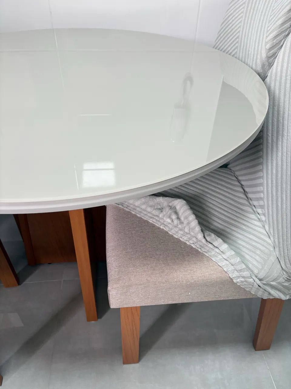 Mesa de 4 cadeiras  - Foto 3
