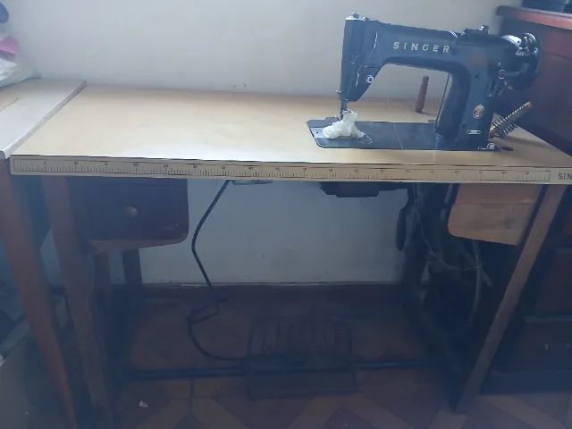 Máquina de Costura Reta Singer - Foto 2