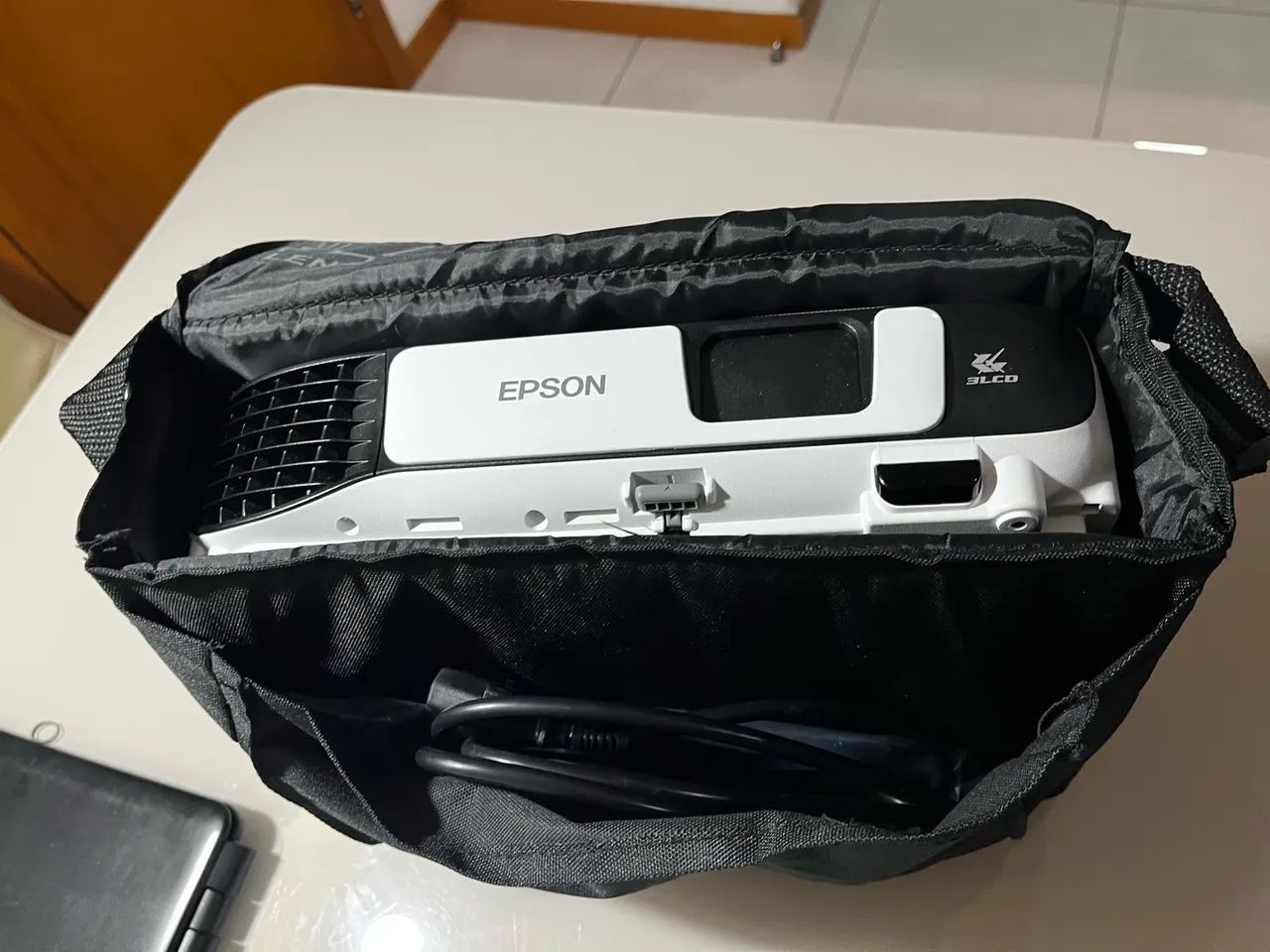 Projetor Epson powerlite s41+