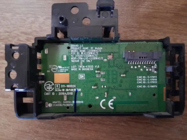módulo Wi-Fi e Bluetooth original da LG, modelo LGSBWAC72