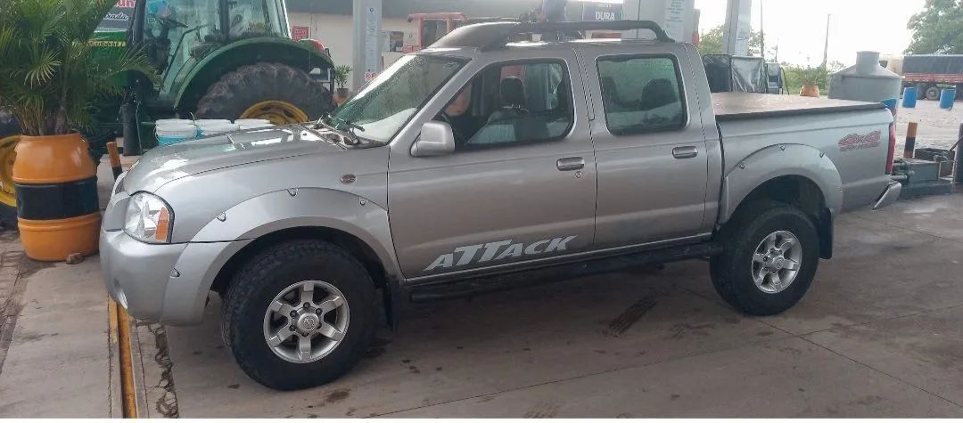 Nissan Frontier Se/se Strik/one CD 4X4 2.8 Dies 2004