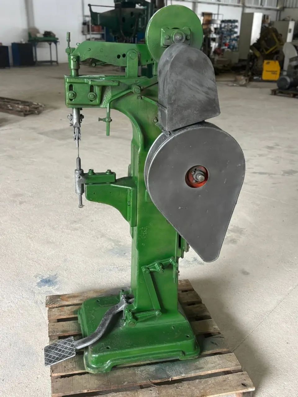 Rebitadeira mecânica industrial  - Foto 3