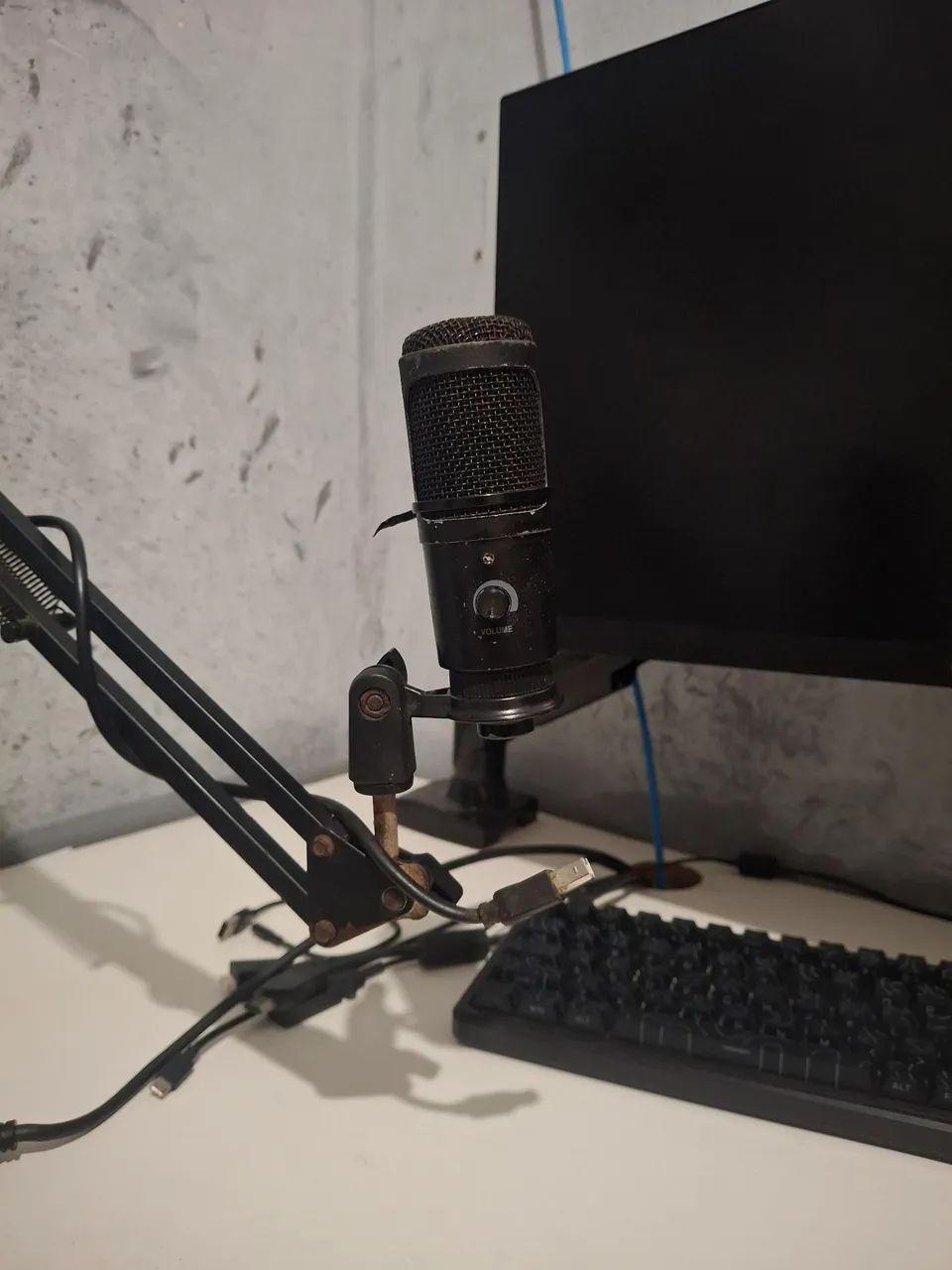Microfone com Suporte