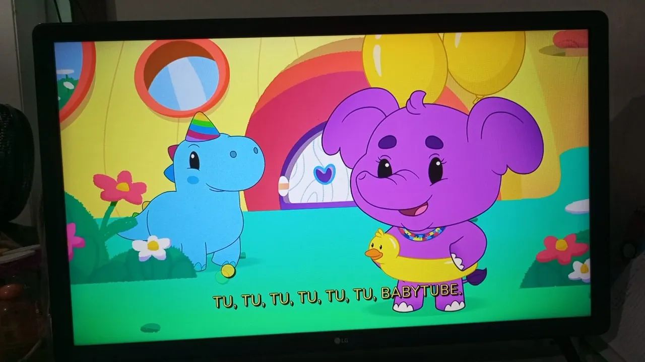 vende se uma tv smart LG 32 polegadas 700 - Foto 2