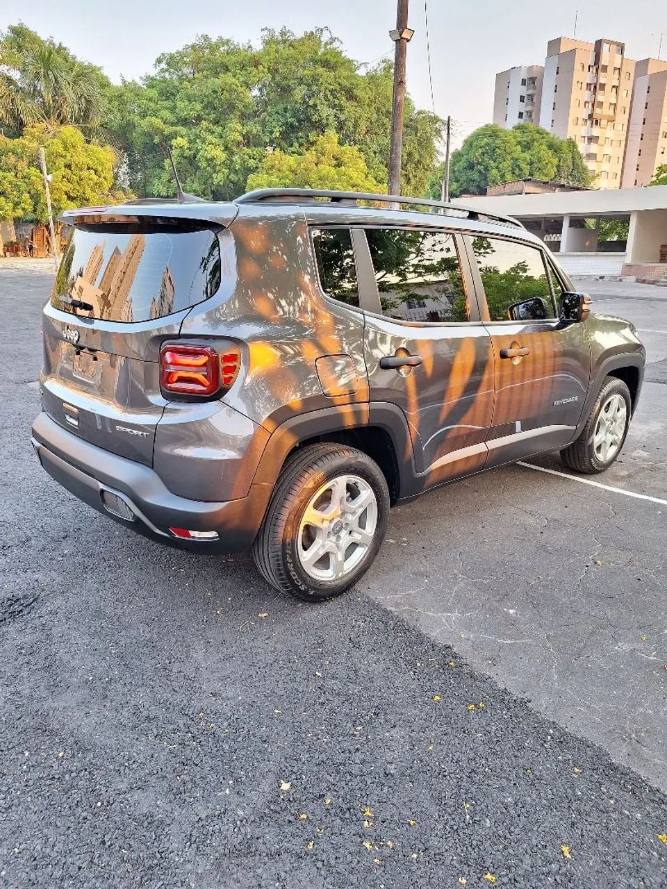 Jeep Renegade Sport T270 1.3 TB 4X2 Flex Aut. 2023 - Foto 12