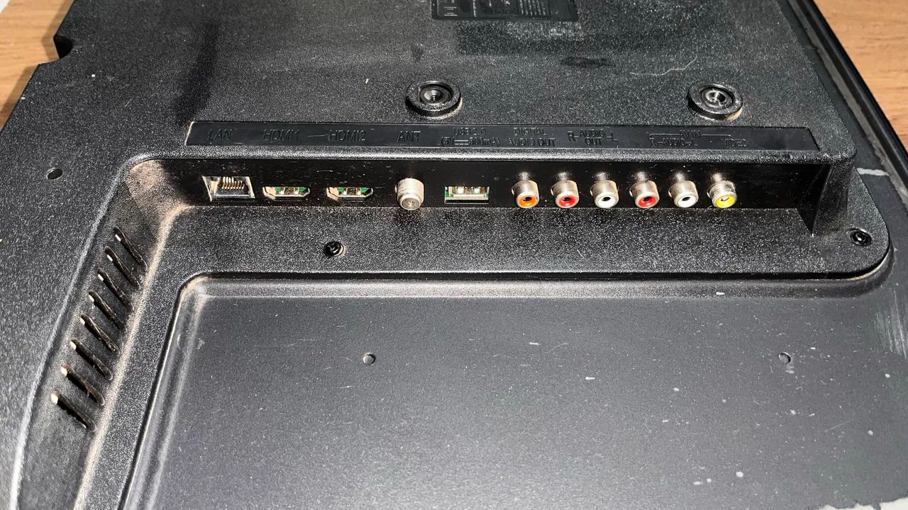 TV Philco LED 28? - Modelo PTV28G50SN - Foto 2