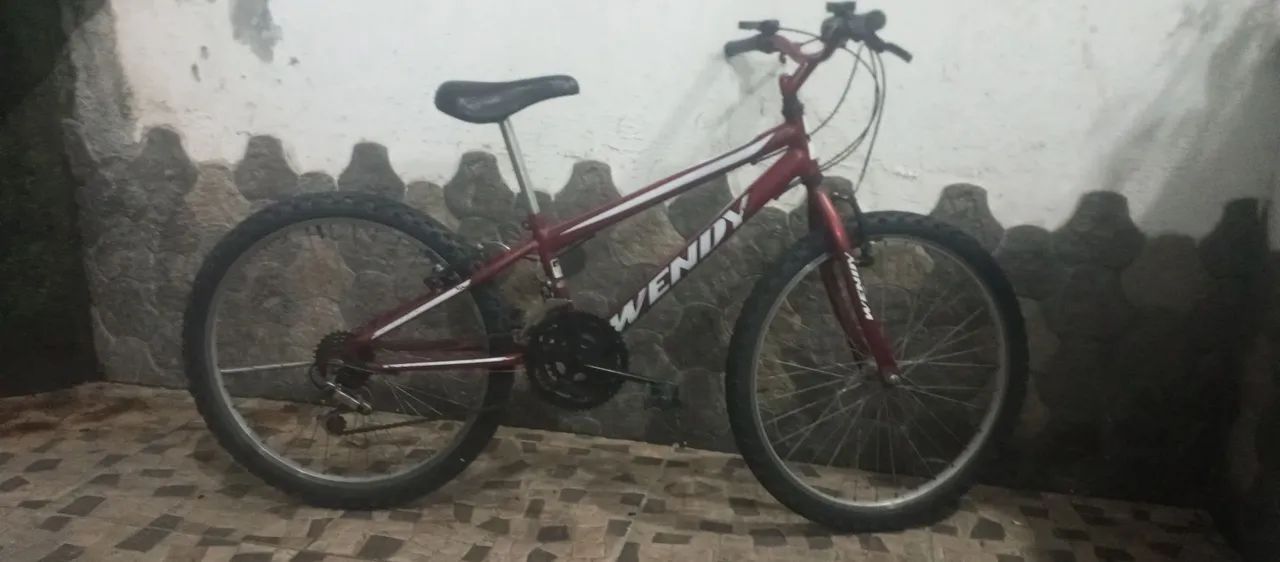 Bicicleta aro 24 com marcha  - Foto 3