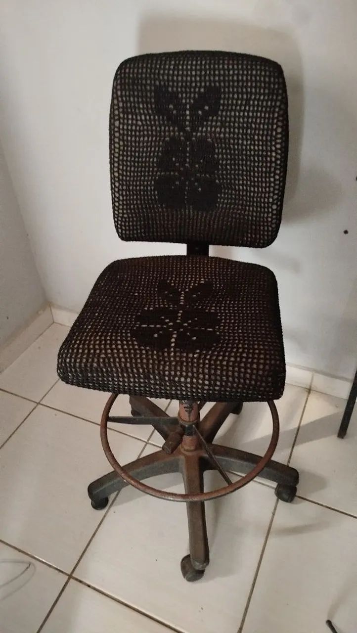 Vende uma cadeira  - Foto 2