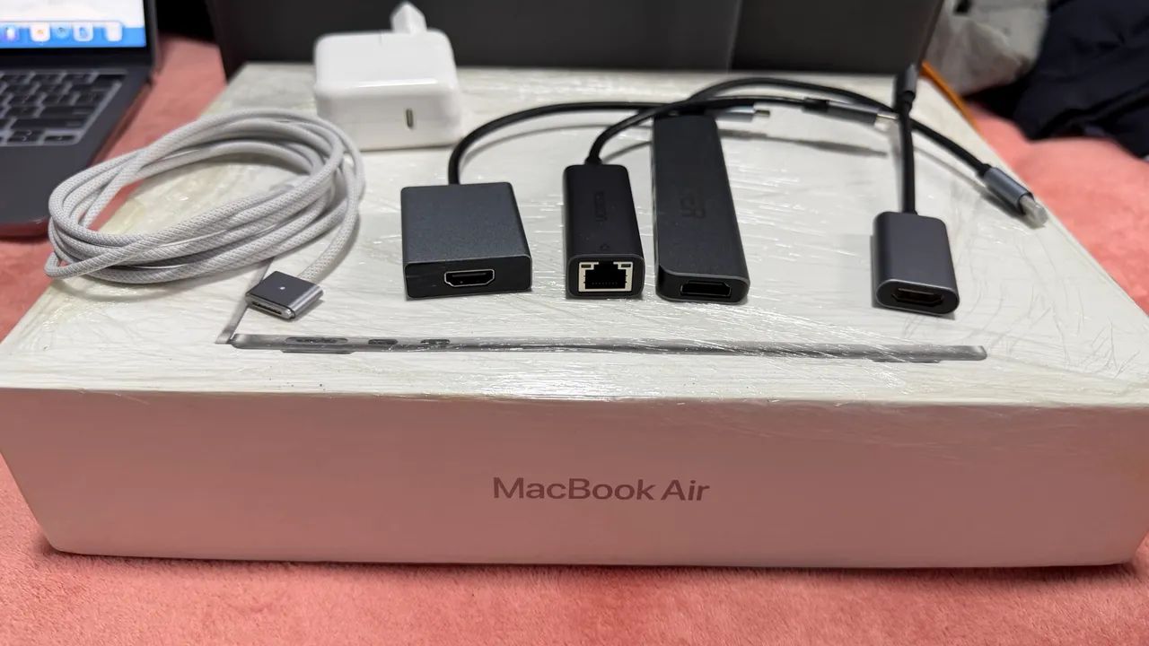 MACBOOK M3 - Foto 5