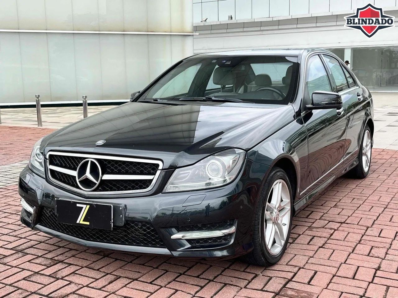 Mercedes-Benz C-250 2013