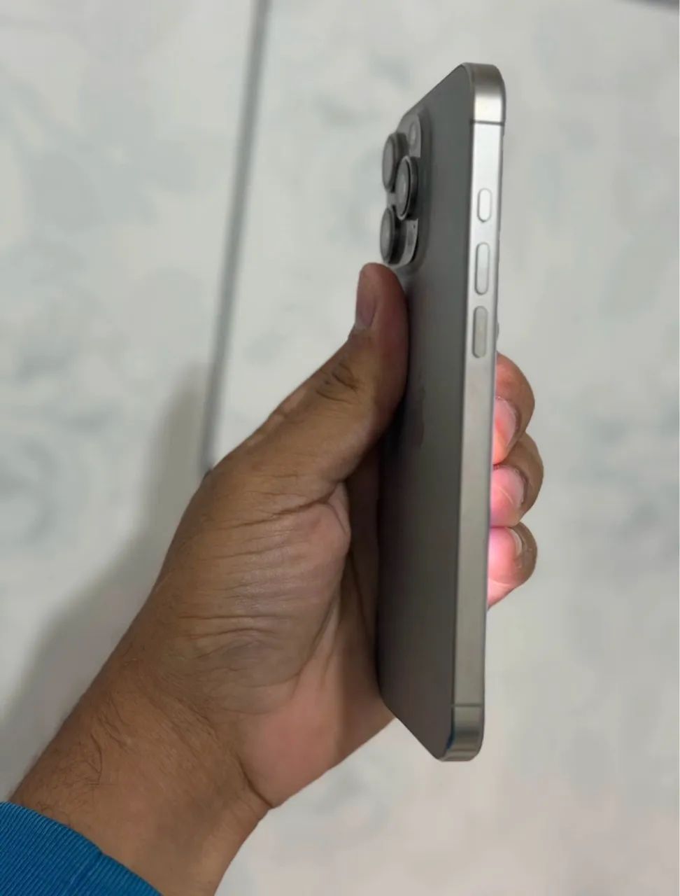 Iphone 16 pro max - Foto 2