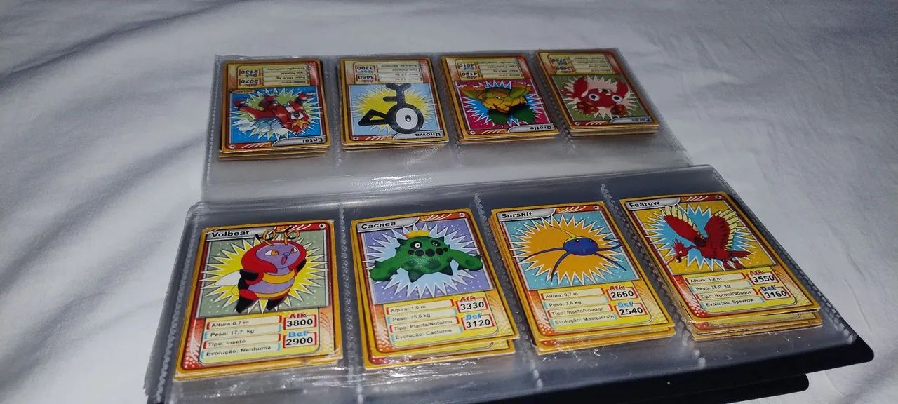 Coleção de 64 Mini Cartas Pokémon + Porta Cartões - Hobbies e