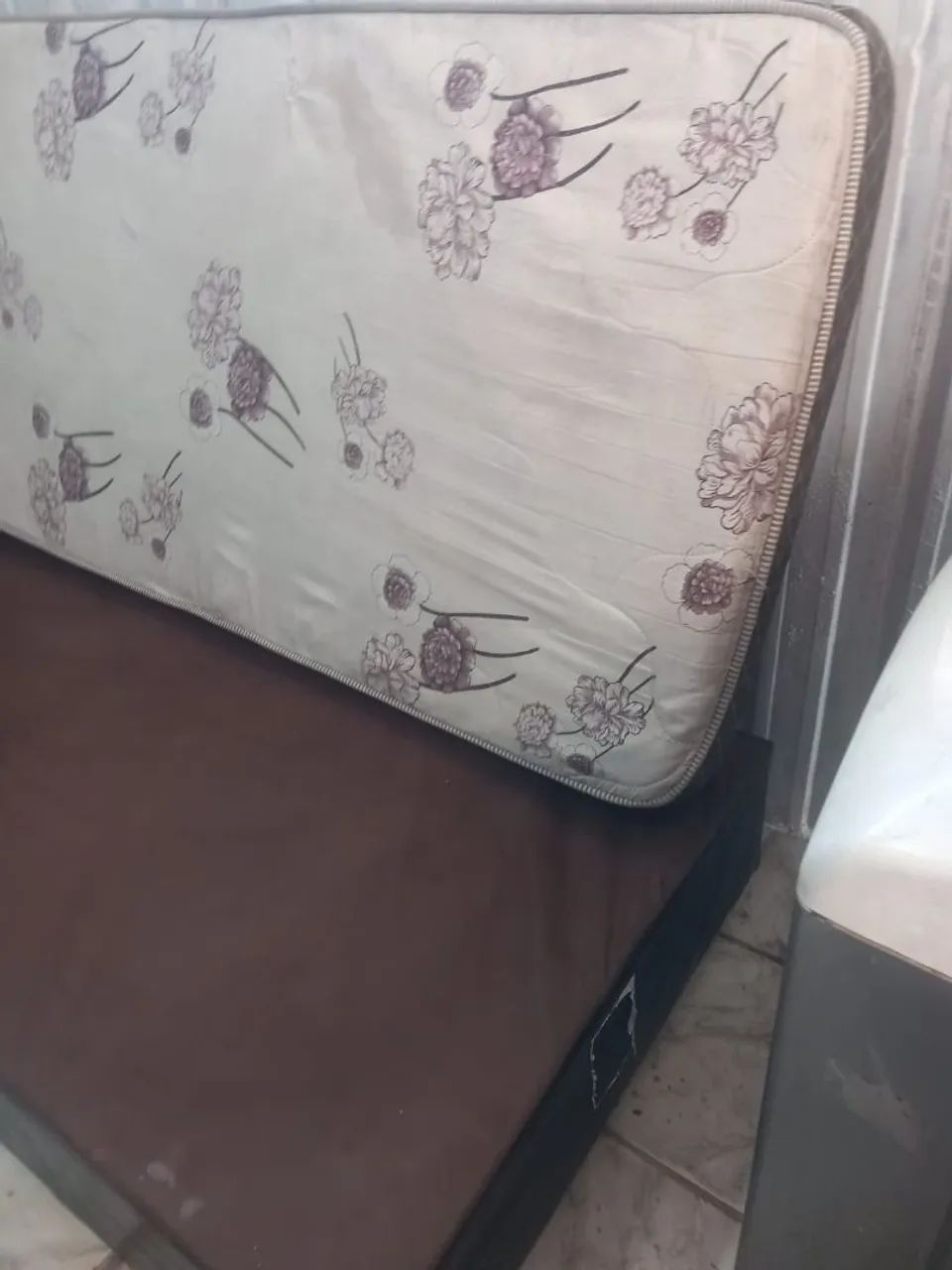 Cama Box de solteirão com colchão  - Foto 2
