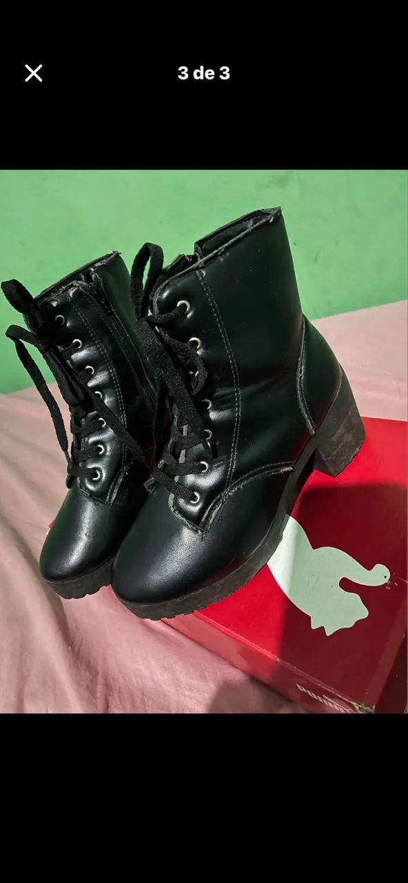 Bota de couro cano médio 