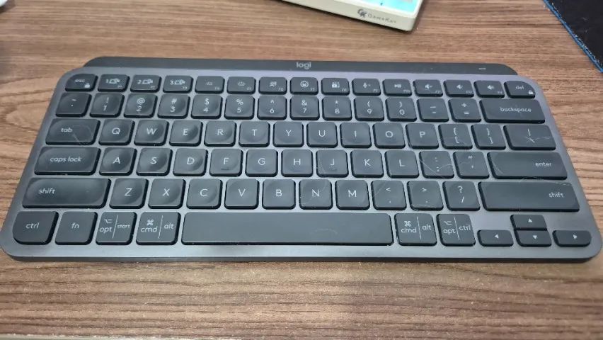 Teclado Logitech MX Keys Mini - Foto 3