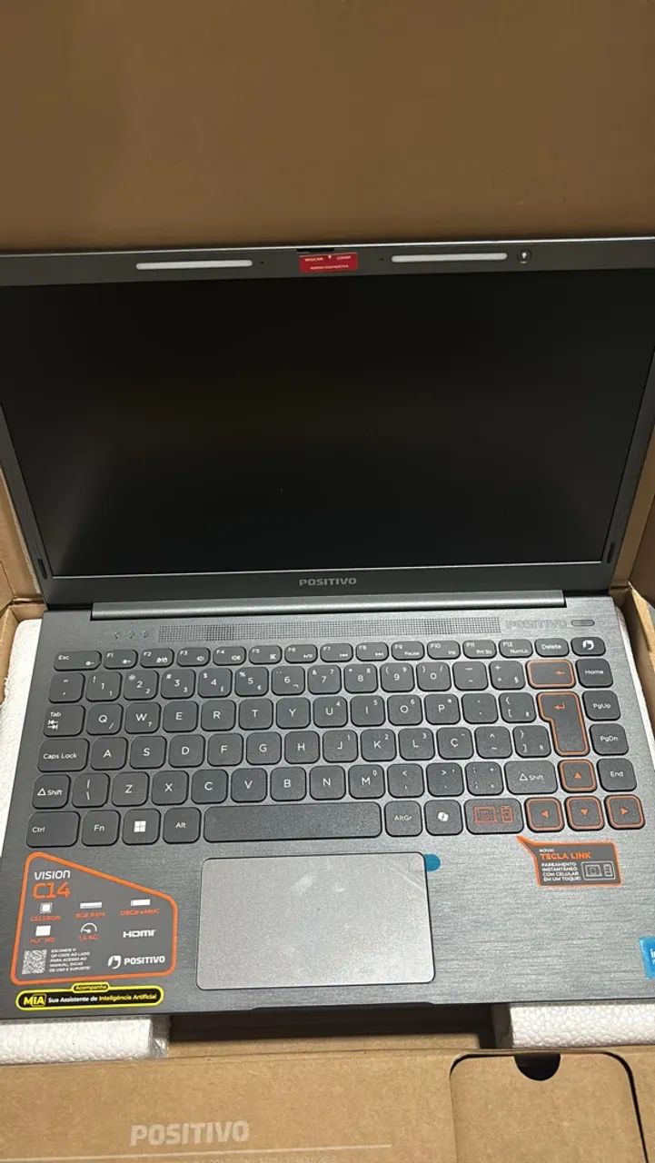 Notebook positivo nunca usado - vision C14 - 8GB de RAM