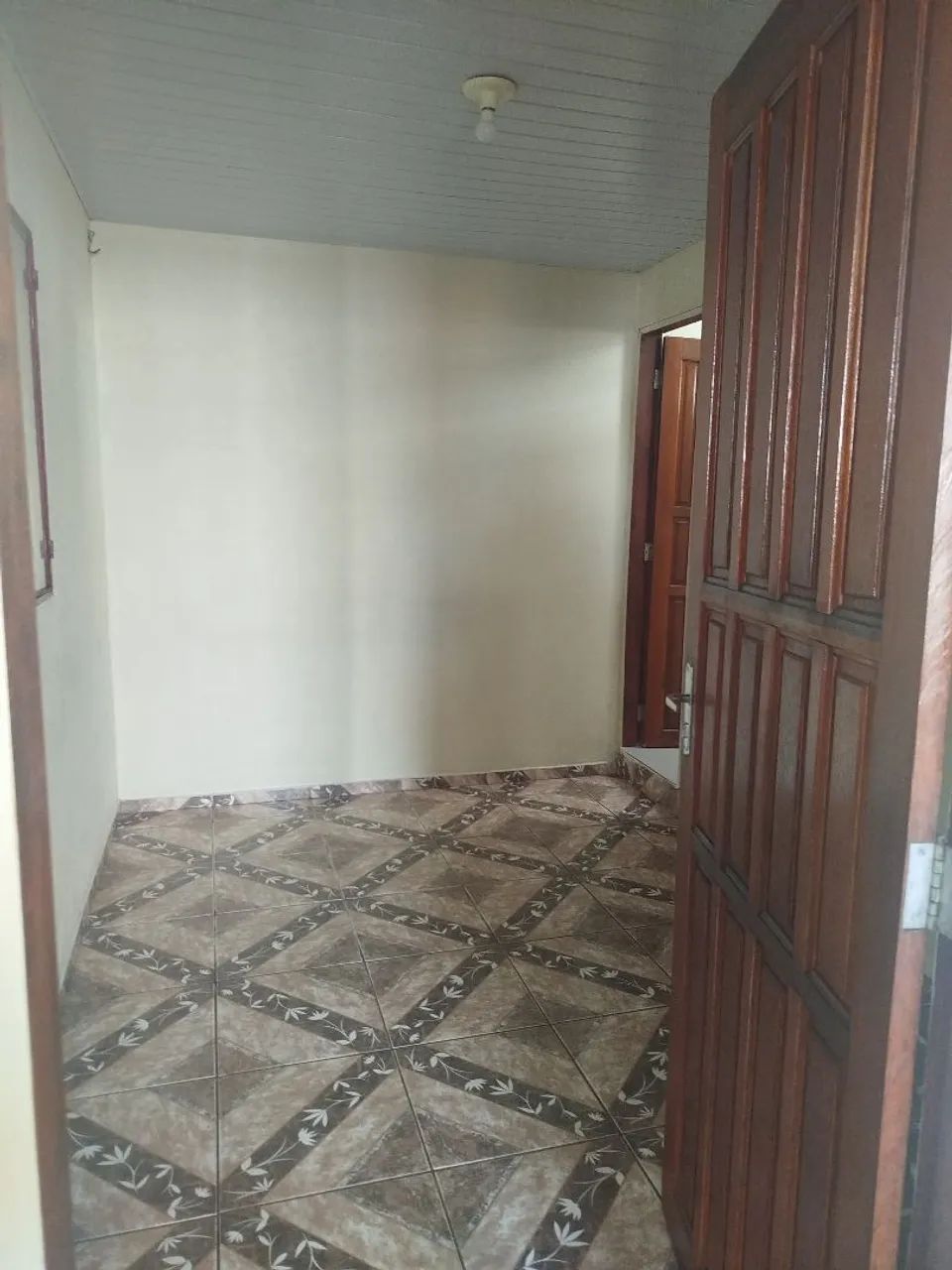 ALUGA-SE APARTAMENTO  - Foto 2