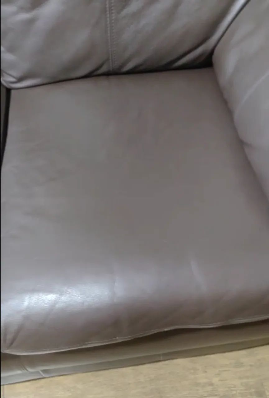 sofa de couro 3 lugares - Foto 2