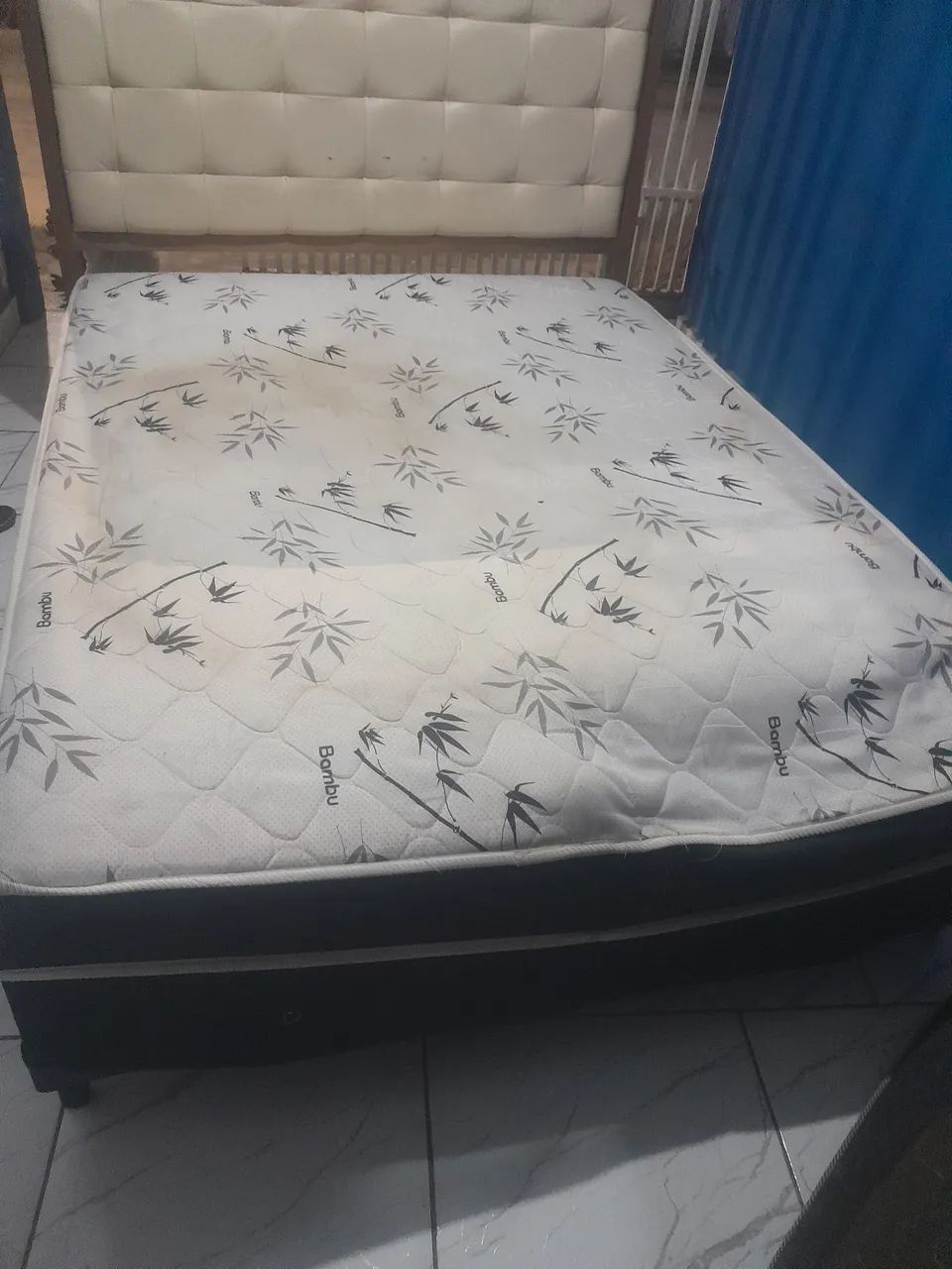 Cama Box com cabeceira 
